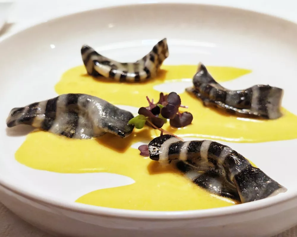 Casoncelli - hi&scaron;ne testenine s sipinim črnilom, Restavracija Badi