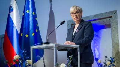 Ljubljana, Ljubljanski grad.Podelitev priznanj nacionalnega programa L'Oreal-Unesco Za zenske v znanosti, na kateri je bila slavnostna govornica predsednica republike Natasa Pirc Musar.