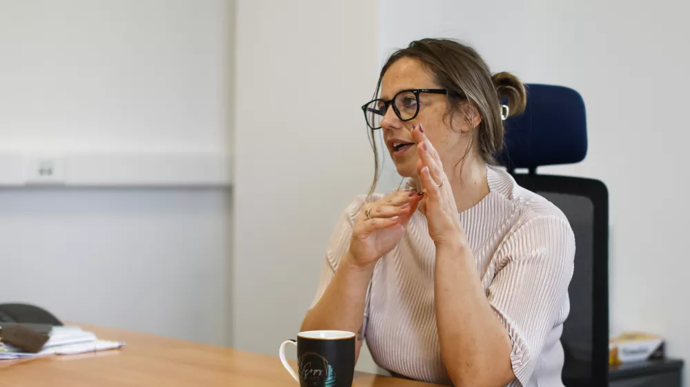 Romana Kolar, ravnateljica25.09.2024 - Center IRIS - Center za izobraževanje, rehabilitacijo, inkluzijo in svetovanje za slepe in slabovidne Ljubljana.FOTO: Luka Cjuha