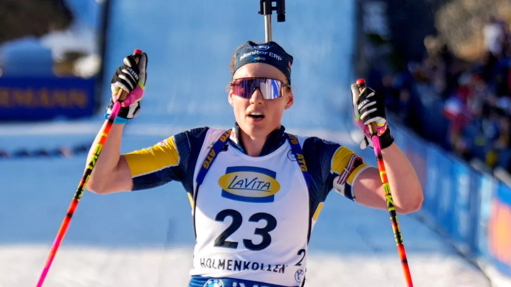 Biathlon - Biathlon World Cup - Women's 7.5km Sprint - Oslo Holmenkollen,&nbsp;Norway - March 19, 2026 Sweden's Hanna Oberg celebrates during the women's 7.5km sprint Heiko Junge/NTB via REUTERS  ATTENTION EDITORS - THIS IMAGE WAS PROVIDED BY A THIRD PARTY. NORWAY OUT. NO COMMERCIAL OR EDITORIAL SALES IN NORWAY.