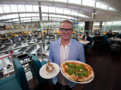 Chef Heston Blumenthal in his new restaurant The Perfectionists Caf, which he has opened airside in Terminal 2 The Queen Terminal at Heathrow Airport on it's first day of operation. (Photo by Steve Parsons/PA Images via Getty Images) / Foto: Steve Parsons - Pa Images