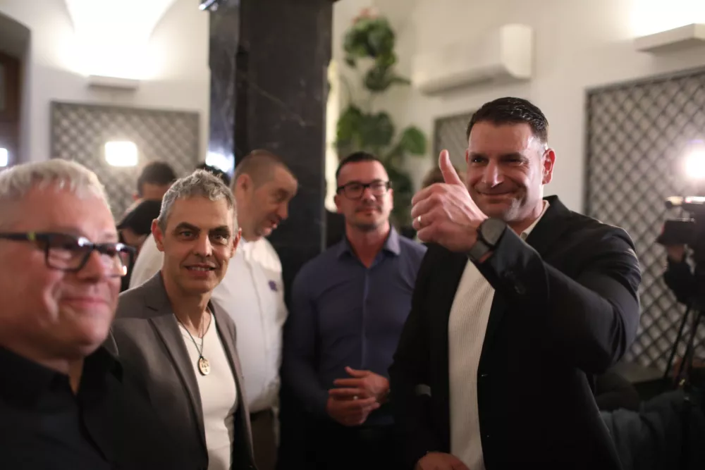 V stranki Resnica dosegli, kar je do danes veljalo za nemogoče