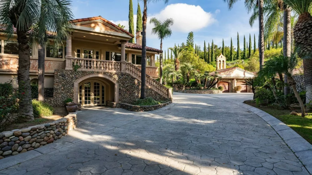 EXCLUSIVE: Story from Jam Press (Herbalife Zoo Estate)Herbalife co-founder's 5m estate complete with own ZOO of wild animals hits marketThe co-founder of Herbalife's 5 million estate with its own zoo of wild animals has gone on the market.The former home of Dick Marconi, known for co-founding the MLM nutritional supplements brand, sits on 1,225 acres of land and comes with a hefty price tag to match.Dubbed Marconi Ranch, the 5,000 sq ft mansion is near the city of San Juan Capistrano in California, US, bordering Caspar's Wilderness Park.Fittingly, the estate also has an emphasis on nature &ndash; serving as a working farm with over 20,000 Eureka lemon trees, 1,000 Pistoia olive trees, and organically farmed grapefruit and tangerine trees.A private zoo is a major feature of the property, with the menagerie including zebras, elands and tortoises.Also outside is a spacious pool complex, gorgeously landscaped grounds, a two-acre lake and four ponds.But the home of Marconi, who died in 2024 at the age of 91, is equally as special inside, boasting four bedrooms and three bathrooms.The main residence is a Tuscan-inspired mansion with vaulted ceilings with tongue-in-groove planks.The palatial master suite includes a luxurious marble bath and spacious walk-in closets.Meanwhile, the expansive kitchen includes a lovely marble island.Additional amenities include an office, art studio, meditation room, wine and cigar lounge, and workout centre.Separate from the main residence sits a two-bedroom guest house and staff quarters sharing the complex, as reported by Luxury Property News.Marconi reportedly moved from Indiana to California in the late 1950s with just 00 to his name, but went on to found supplement company D'.12 Mar 2026Pictured: Story from Jam Press (Herbalife Zoo Estate)Herbalife co-founder's 5m estate complete with own ZOO of wild animals hits marketThe co-founder of Herbalife's 5 million estate with its own zoo of wild animals has gone on the market.The former home of Dick Marconi, known for co-founding the MLM nutritional supplements brand, sits on 1,225 acres of land and comes with a hefty price tag to match.Dubbed Marconi Ranch, the 5,000 sq ft mansion is near the city of San Juan Capistrano in California, US, bordering Caspar's Wilderness Park.Fittingly, the estate also has an emphasis on nature &ndash; serving as a working farm with over 20,000 Eureka lemon trees, 1,000 Pistoia olive trees, and organically farmed grapefruit and tangerine trees.A private zoo is a major feature of the property, with the menagerie including zebras, elands and tortoises.Also outside is a spacious pool complex, gorgeously landscaped grounds, a two-acre lake and four ponds.But the home of.,Image: 1082166460, License: Rights-managed, Restrictions: NO Australia, Germany, Norway, South Korea, Sweden, United Kingdom, United States, Unknown Country, Model Release: no, Pictured: The 5m estate