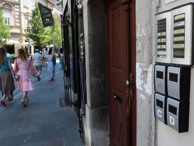 02.06.2025 -kratkotrajni najem stanovanja,oddaja, Airbnb, turistiFoto: Tomaž Skale