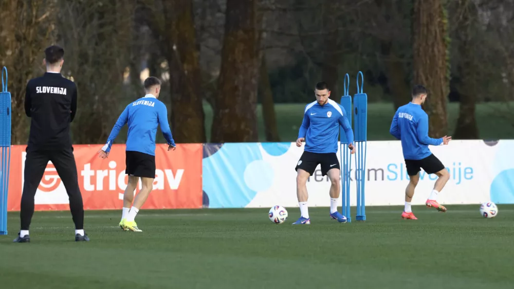 23.3.2026 trening nogometna reprezentanca slovenije.Foto Luka Cjuha