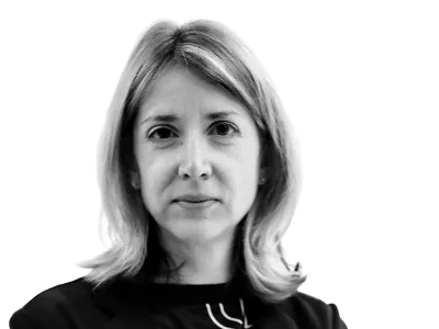 Veronika Rupnik Ženko- Redakcija Dnevnik 2024 - portreti za komentarje in kolumne - kolumnisti - komentatorji &ndash; novinarji - portret //FOTO: Luka Cjuha