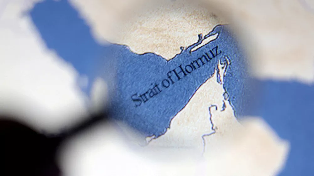 FILE PHOTO: A map showing the Strait of Hormuz is seen in this illustration taken June 22, 2025. REUTERS/Dado Ruvic/Illustration/File Photo