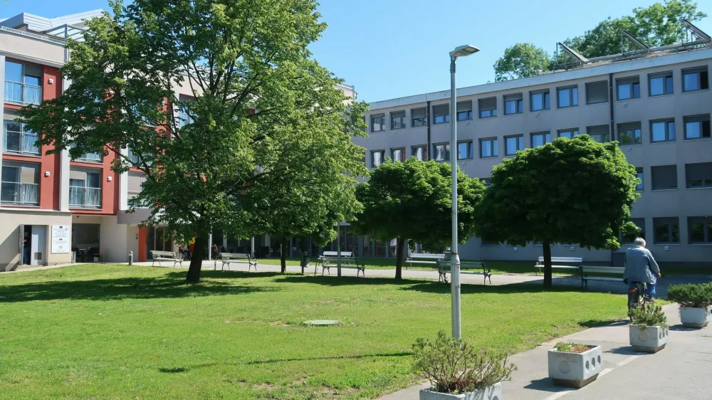 Rakičan, dom starej&scaron;ih. Foto: Tatjana Pihlar 