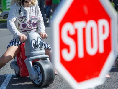 poganjalček odrezana fotka