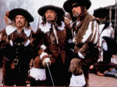 D'Artagnanova hči, fra. filmREVENGE OF THE MUSKETEERS, (aka LA FILLE D'ARTAGNAN), from left: Raoul Billerey, Philippe Noiret, Jean-Luc Bideau, 1994, &copy; BAC Films