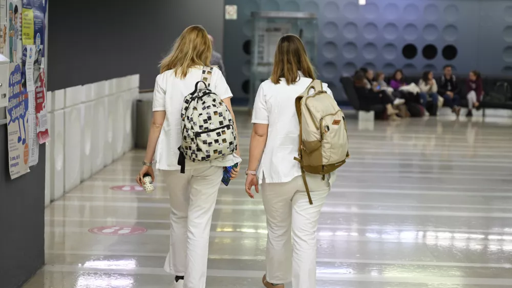 Za urgentno medicino 30 mest in spodbude