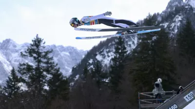 Domen Prevc zmagovalec prve posamične tekme v Planici