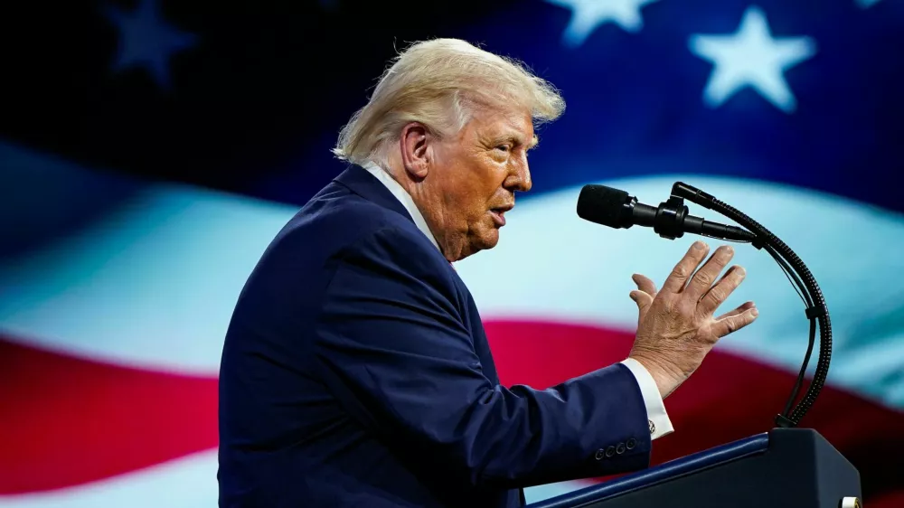 U.S. President Donald Trump delivers remarks at the Future Investment Initiative (FII) Institute's summit at the Faena Forum in Miami Beach, Florida, U.S., March 27, 2026. REUTERS/Elizabeth Frantz