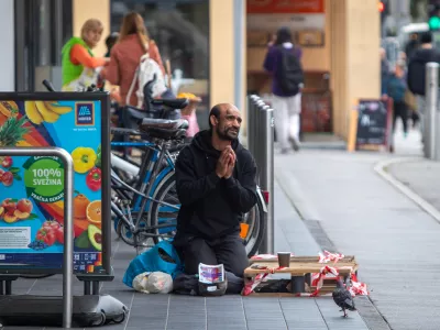 16.10.2024 - reportaža za Objektiv Beračenje - prosjačenje - berač - Hofer Njego&scaron;eva ulicaFOTO: Luka Cjuha