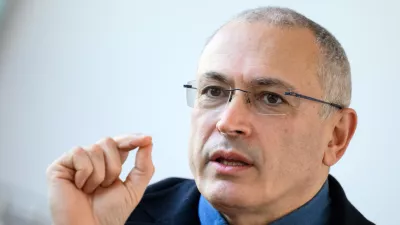 FILED - 23 March 2022, Berlin: Prominent Kremlin critic Mikhail Khodorkovsky speaks on Russia's war against Ukraine at a press briefing hosted by the Center for Liberal Modernity in Berlin. Photo: Bernd von Jutrczenka/dpa