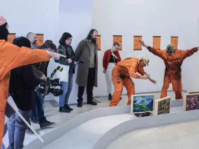 Ko slikarstvo zapelje s stene na dirkali&scaron;če