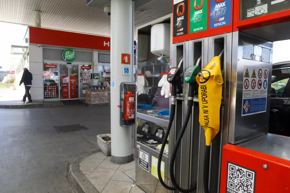 19.3.2026 - Petrol Bencinski servis - bencinska pumpa - pomankanje goriva na bencinskih črpalkah - motena oskrba dobave gorivaFoto: Luka Cjuha