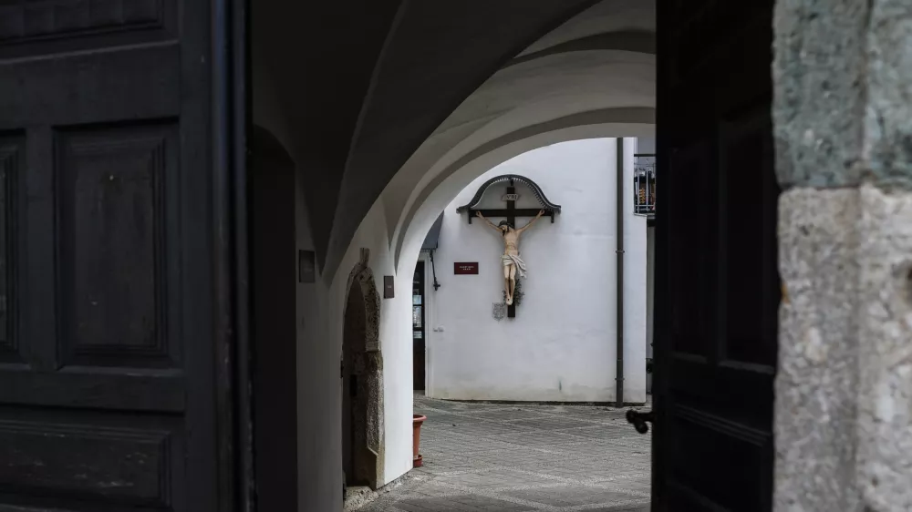 - 17.03.2026. - Radovljica, Cerkev, kr&scaron;čanstvo, katoli&scaron;ka cerkev, religija..//FOTO: Bojan Velikonja