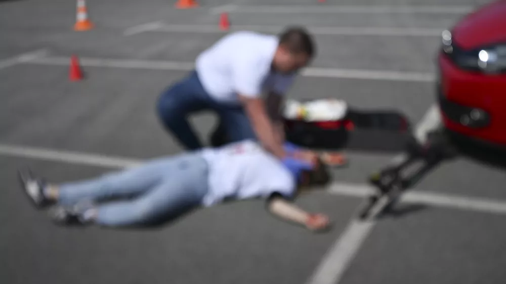 Skrb vzbujajoč trend: v le nekaj tednih dva mrtva e-skiroista