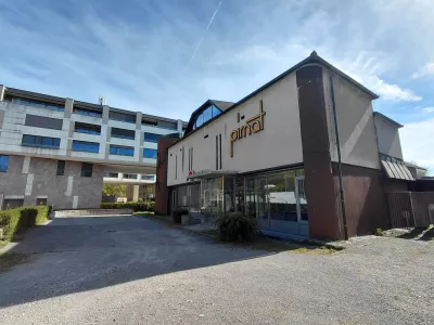 Zemlji&scaron;če svetila Pirnat