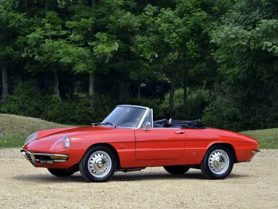 Alfa Romeo&nbsp;Spider&nbsp;Duetto