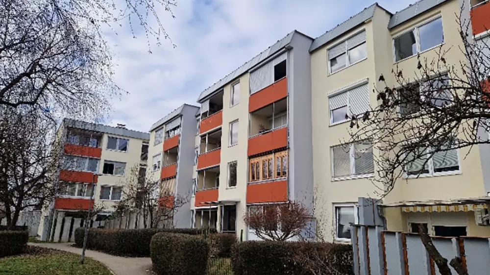 Finalist za naj blok 2025: stolpnice na Adamičevi ulici v &Scaron;i&scaron;ki