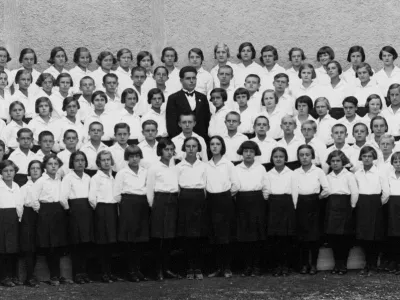 Med obletnicami in sodobnimi tokovi