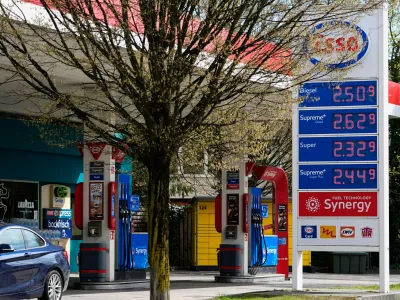 Gas prices are displayed at a patrol station in Munich, Germany, Sunday, April 5, 2026. (AP Photo/Matthias Schrader)