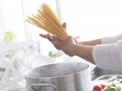 Kuhanje &scaron;pagetov in drugih testenin je cela znanost.