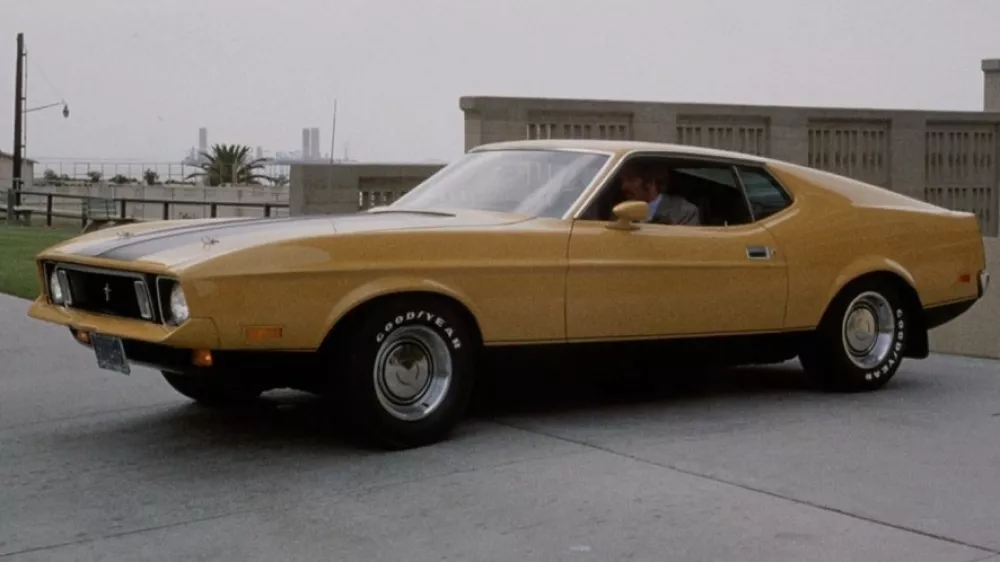 V originalnem filmu Gone in 60 seconds iz leta 1976 je vlogo Eleanor odigral predelani ford mustang sportsroof letnik 1971. / Foto: Imcdb