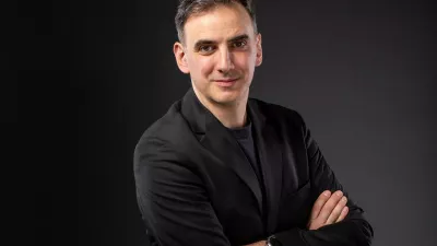 Aljaž Pengov Bitenc, kolumnist