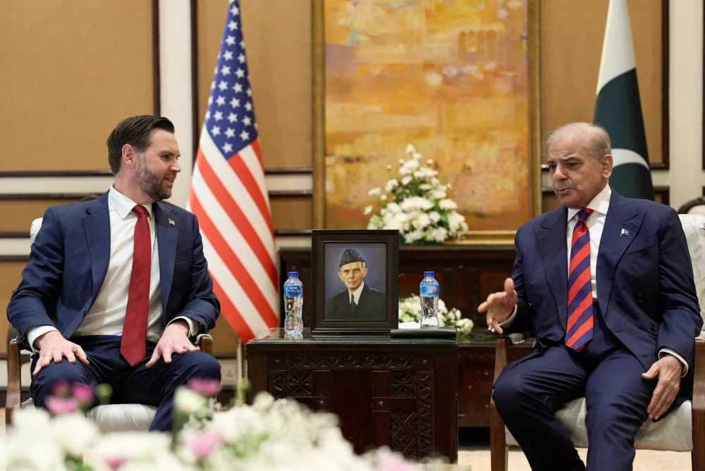 U.S. Vice President JD Vance meets with Pakistan's Prime Minister Shehbaz Sharif for talks about Iran, in Islamabad, Pakistan, April 11, 2026.  Jacquelyn Martin/Pool via REUTERS