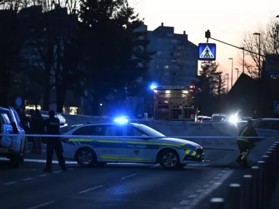 Policija - simbolična fotografijauboj - umorpreiskovalci - kriminalisti - preiskava 06.03.2026 Brnik - Streljanje policistov na storilca z nožem - Fužine - napad na policiste Foto: Nik Erik Neubauer