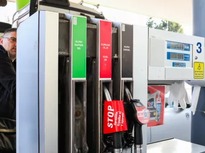 10.03.2026. - Pomanjkanje goriva v Sloveniji zaradi vojne na Bližnjem vzhodu. Črpalka Logo Brezovica, pumpa za kurilno olje. Foto: Bojan Velikonja