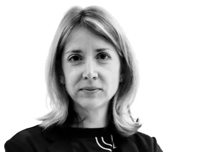 Veronika Rupnik Ženko- Redakcija Dnevnik 2024 - portreti za komentarje in kolumne - kolumnisti - komentatorji &ndash; novinarji - portret //FOTO: Luka Cjuha