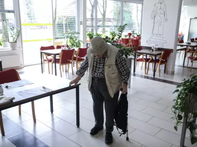 Sistem, ki ne dohaja prakse: Levica bo anomalije popravljala za seboj