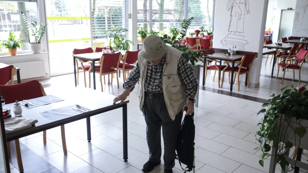 Sistem, ki ne dohaja prakse: Levica bo anomalije popravljala za seboj