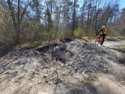 Po&scaron;kodovana pot za Savo znova odpira vpra&scaron;anja. F  bralec