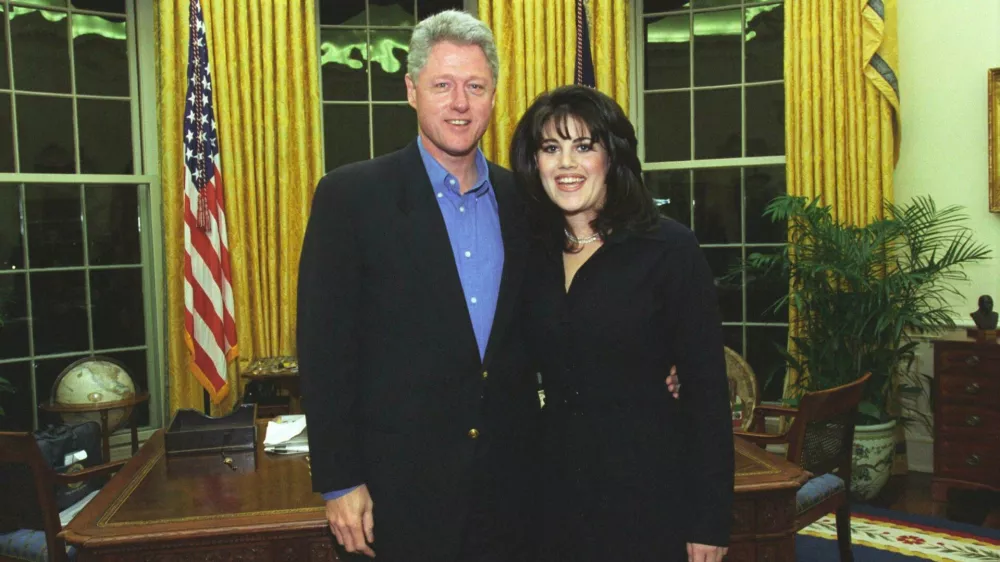 Bill Clinton in Monica Lewinsky 28. februarja 1997 