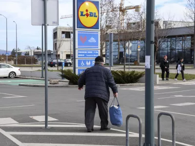 - 31.01.2025 - Bojkot hrva&scaron;kih trgovin zaradi previsokih cen. Nakupovanje v Brežicah in Kr&scaron;kem - trgovina, hrana, visoke cene, nakupovanje//FOTO: Jaka Gasar