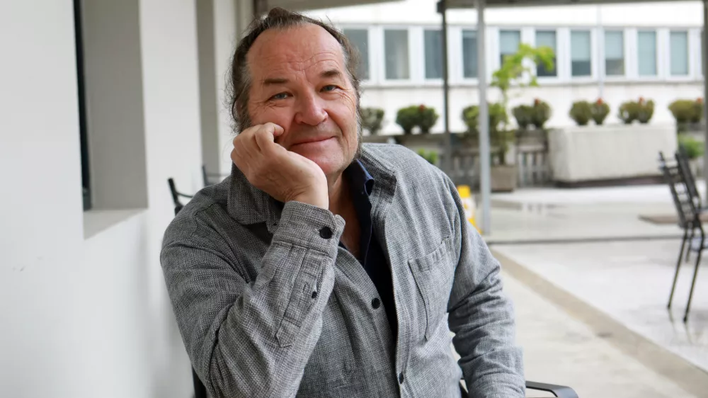 Če umetniki molčijo, je to katastrofa