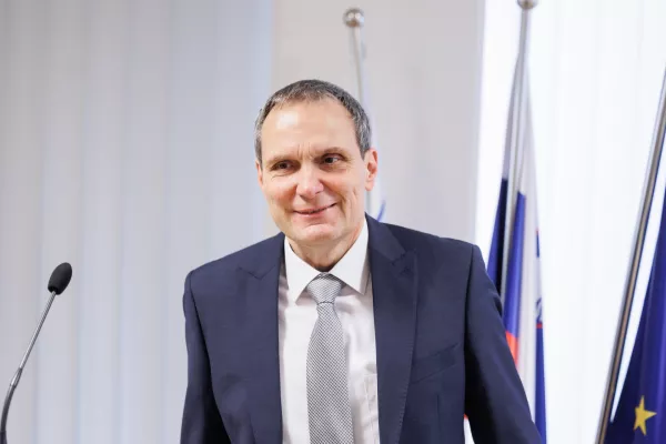 Polna plača in polna pokojnina: bolje, kot je res