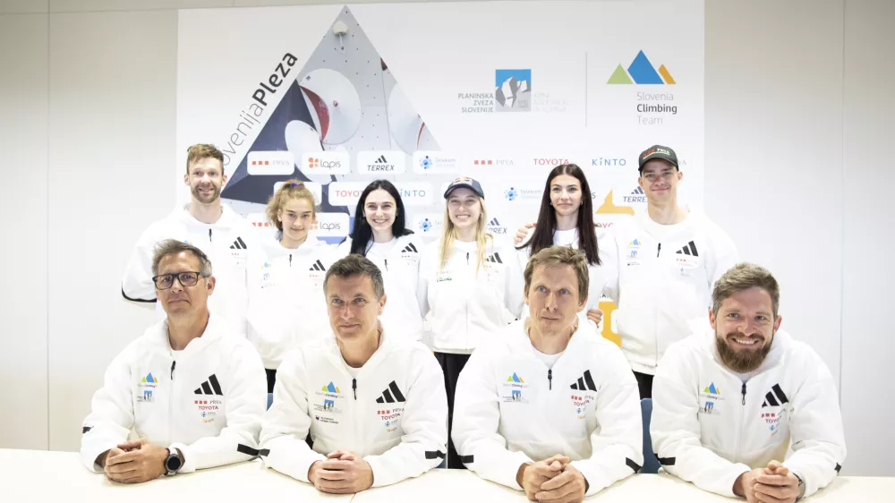 Ljubljana, Planinska zveza Slovenije.Novinarska konferenca, na kateri sta slovenska clanska in mladinska reprezentanca v sportnem plezanju predstavili izbrano vrsto v letosnji sezoni, prihajajoce tekme in cilje.