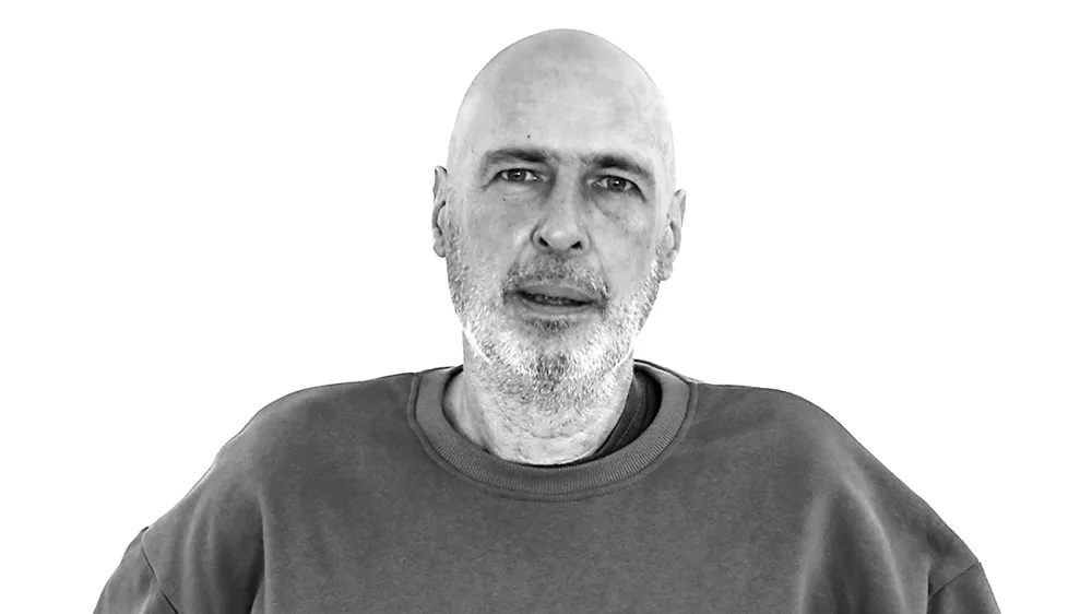 Igor Dernov&scaron;ek- Redakcija Dnevnik 2024 - portreti za komentarje in kolumne - kolumnisti - komentatorji &ndash; novinarji - //FOTO: Tomaž Skale