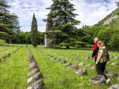 Voja&scaron;ko pokopali&scaron;če v Solkanu / Foto: Jo&scaron;t Gantar/fundacija Poti Miru