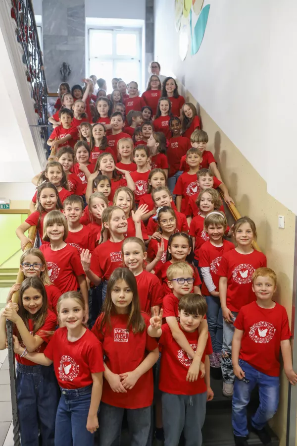 Najstarej&scaron;a &scaron;ola v mestu: že 170 let na krilih ledincev