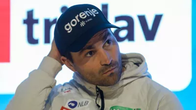 Robert Hrgota24.3.2026 - novinarska konferenca mo&scaron;ke in ženske reprezentance Slovenije pred bližnjim finalom svetovnega pokala v smučarskih poletih v Planici.Foto: Luka Cjuha