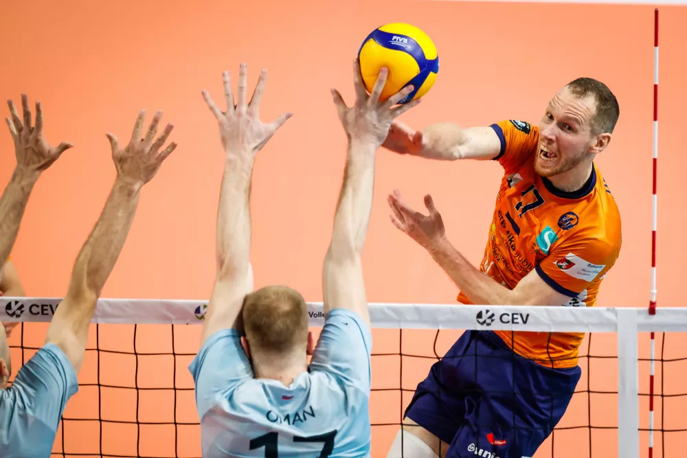 Ljubljana.Odbojkarska 1. DOL Sportklub za moske, finale, 3. tekma: ACH Volley - Calcit.