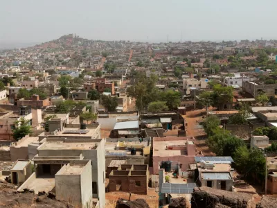 FILE PHOTO: A general view of Bamako after insurgents launched attacks on military bases across the country, in Bamako, Mali April 25, 2026. REUTERS/Aboubacar Traore/File Photo