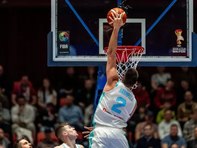 Martin Krampelj, Slovenija, Če&scaron;ka